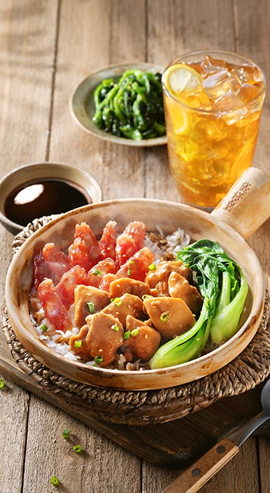 腊肠滑鸡煲仔饭