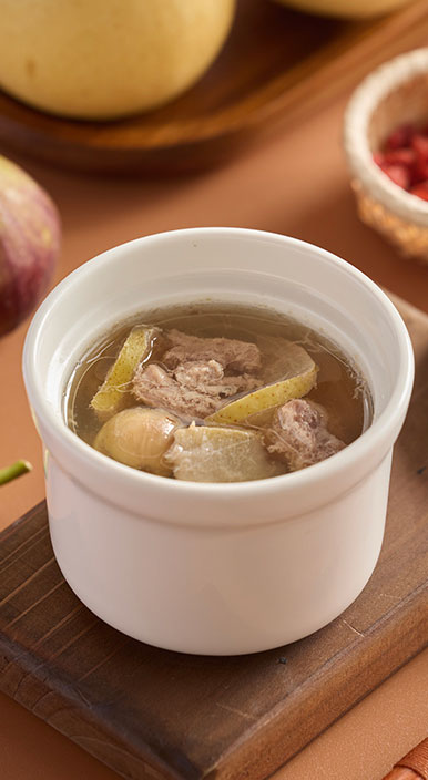 无花果雪梨鲜肉炖盅